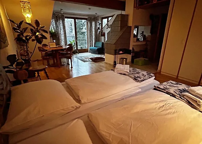 Sonnenloft - Zentrales, Helles Boho-apartement Im Herzen Von Апартаменти