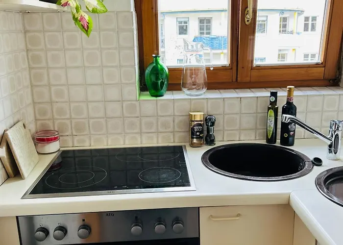 Sonnenloft - Zentrales, Helles Boho-apartement Im Herzen Von *