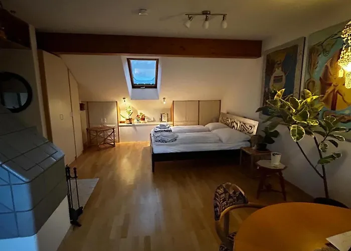 Appartement Sonnenloft - Zentrales, Helles Boho-apartement Im Herzen Von